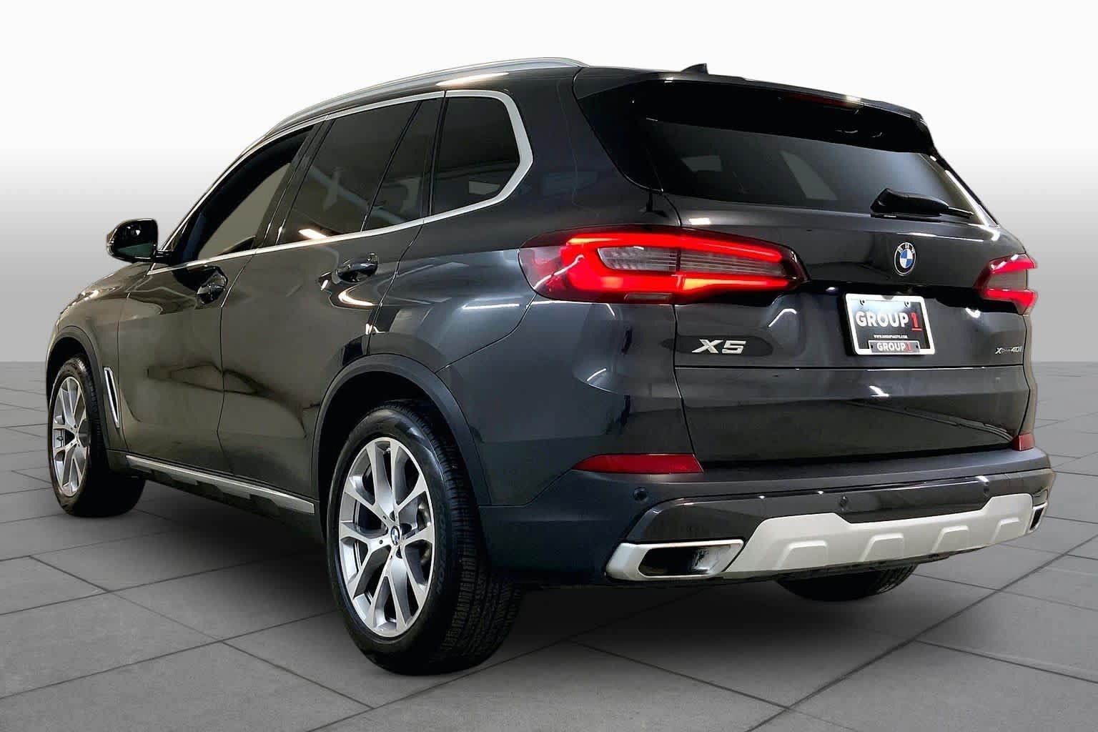 Used 2022 BMW X5 xDrive40i w/ Executive Package AWD/4WD image 11