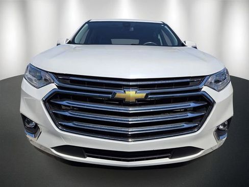 Used 2019 Chevrolet Traverse High Country image 2