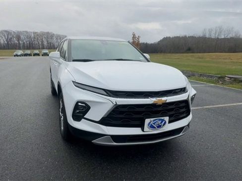 New 2025 Chevrolet Blazer LT w/ LPO, Floor Liner Package image 3