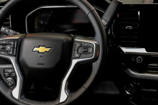 Used 2026 Chevrolet Silverado 2500 LT AWD/4WD image 18