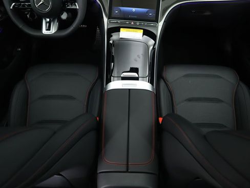 Certified 2025 Mercedes-Benz GLC 43 AMG 4MATIC image 18