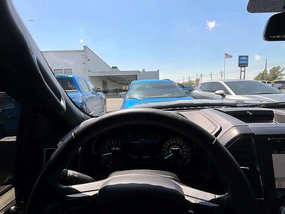 Used 2019 Ford F150 Lariat w/ Equipment Group 502A Luxury AWD/4WD image 34