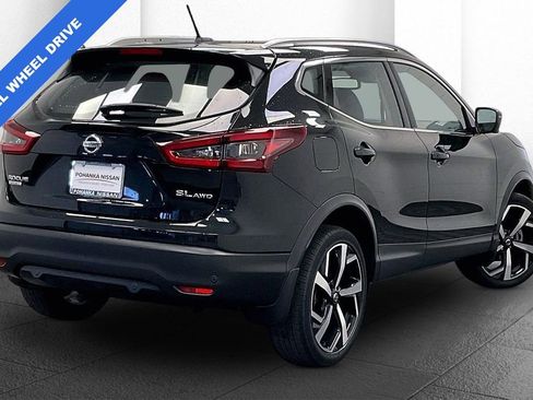Certified 2022 Nissan Rogue Sport SL w/ Premium Package image 12