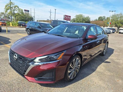 Used 2024 Nissan Altima 2.5 SL image 9