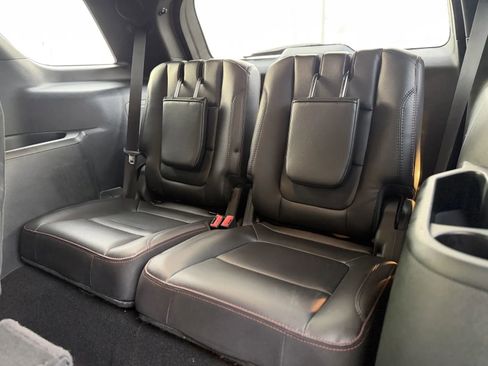 Used 2019 Ford Explorer Sport w/ Equipment Group 401A image 17