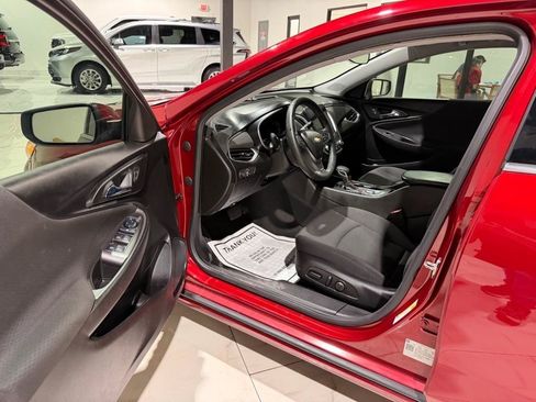 Used 2023 Chevrolet Malibu RS w/ LPO, Floor Liner Package FWD image 16