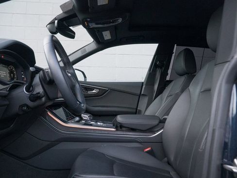 Used 2023 Audi Q8 Prestige image 17