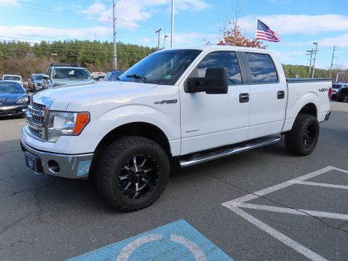 Used 2014 Ford F150 XLT w/ Equipment Group 302A Luxury image 3