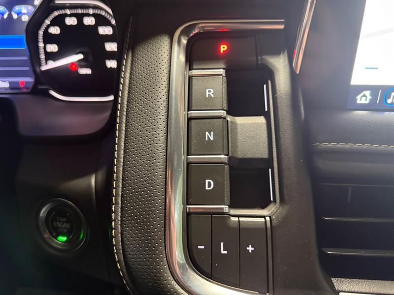 Used 2021 GMC Yukon XL SLT w/ SLT Premium Package AWD/4WD image 25