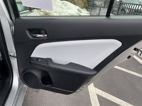 Used 2017 Toyota Prius One image 11