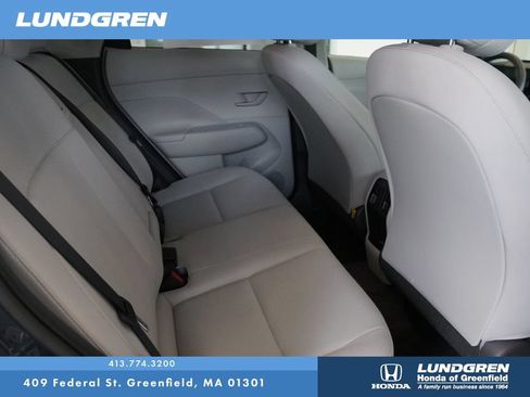 Used 2025 Hyundai Kona SEL AWD/4WD image 32