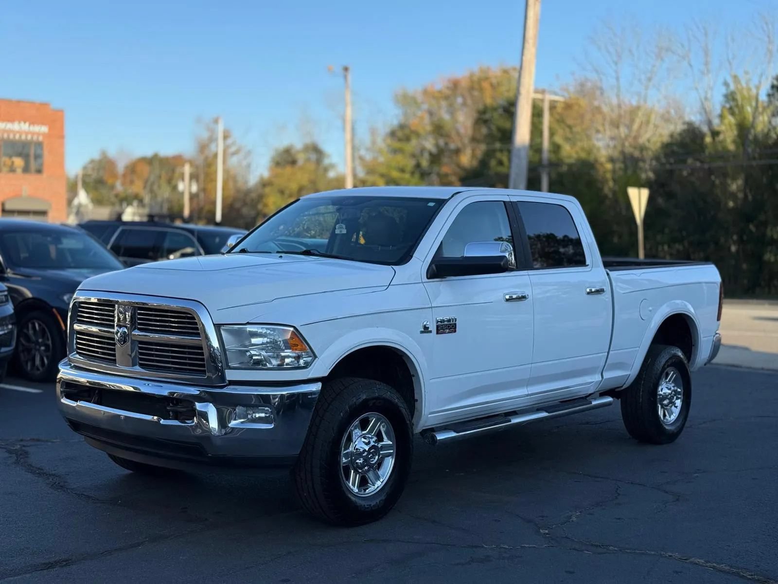 Used 2012 RAM 2500 Laramie w/ Cold Weather Group AWD/4WD image 2
