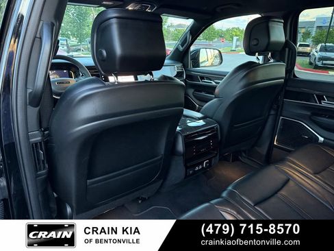 Used 2022 Jeep Wagoneer Series III RWD image 27