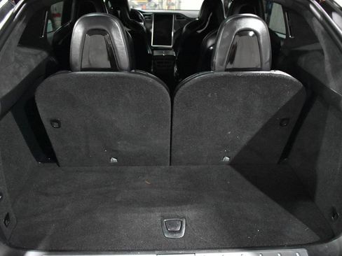 Used 2017 Tesla Model X 75D AWD/4WD image 18