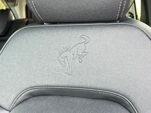 New 2025 Ford Bronco Badlands image 12