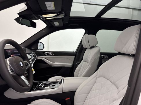 New 2026 BMW X5 xDrive40i AWD/4WD image 24