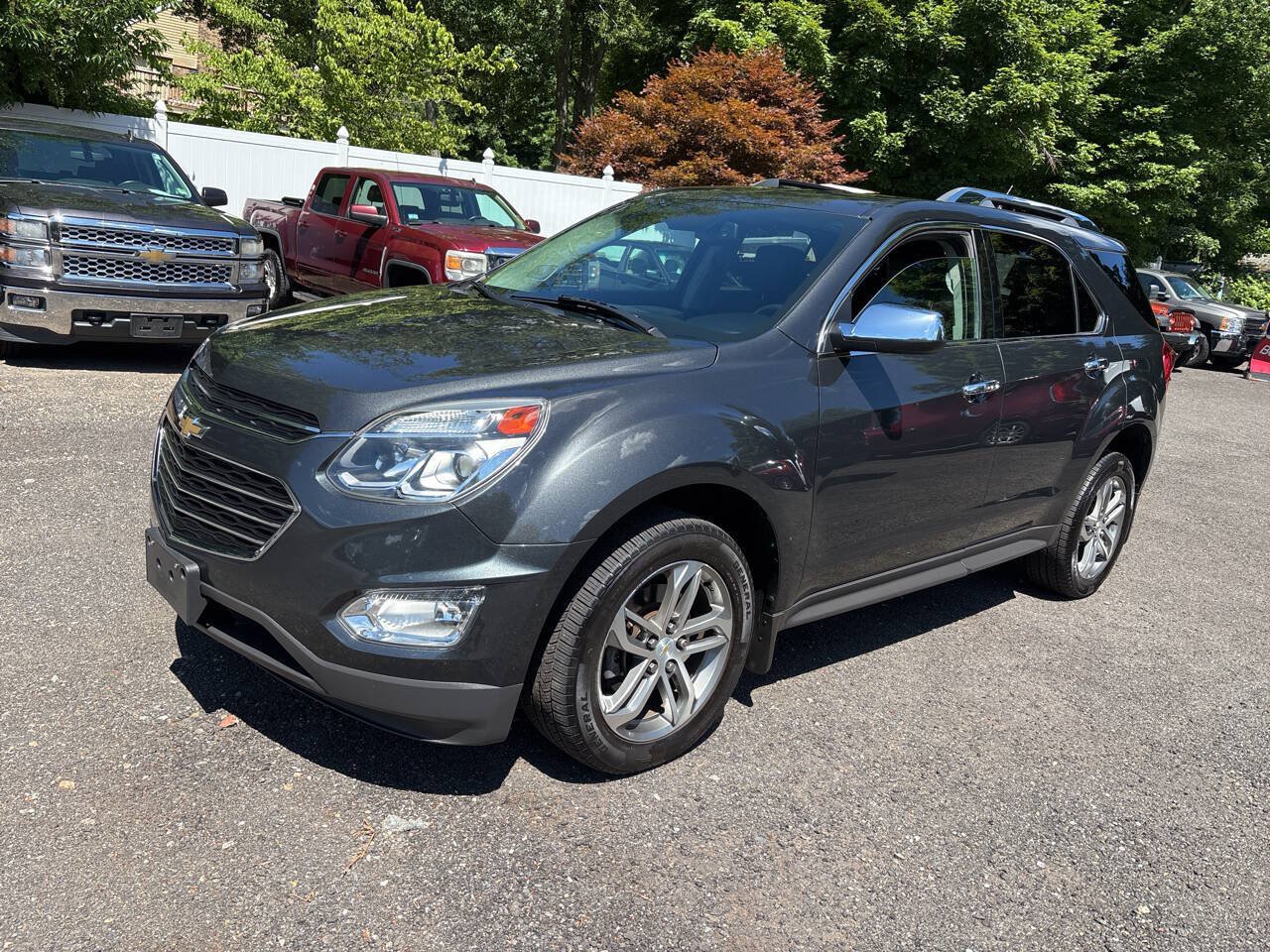 Used 2017 Chevrolet Equinox Premier w/ Enhanced Convenience Package AWD/4WD image 1