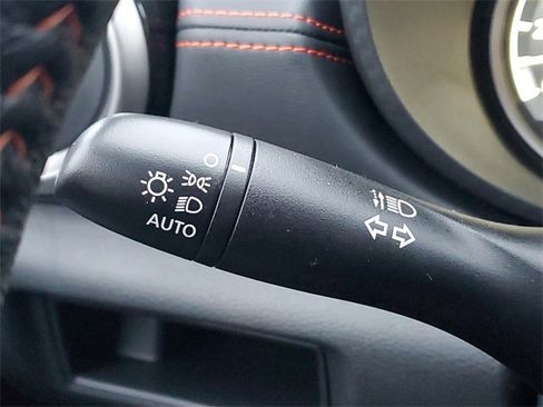 New 2025 Nissan Versa SR w/ Trunk Package image 8