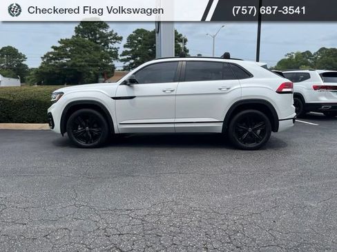 Used 2023 Volkswagen Atlas Cross Sport SEL R-Line AWD/4WD image 4
