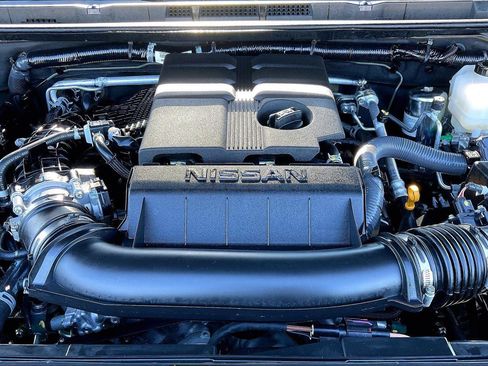 New 2026 Nissan Frontier PRO-4X w/ Pro-4x Convenience Package image 11