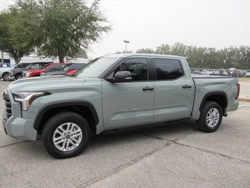 Used 2024 Toyota Tundra SR5 w/ SR5 Convenience Package image 4