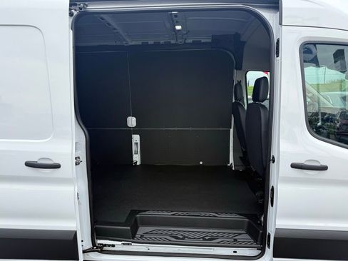 New 2025 Ford Transit 250 Base w/ Exterior Upgrade Package image 45
