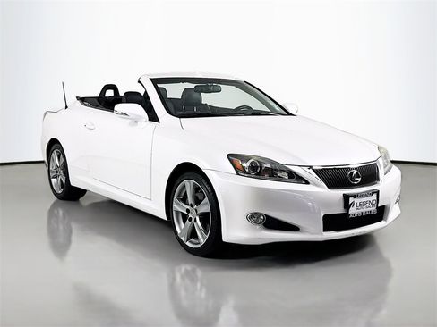 Used 2013 Lexus IS 250C image 3