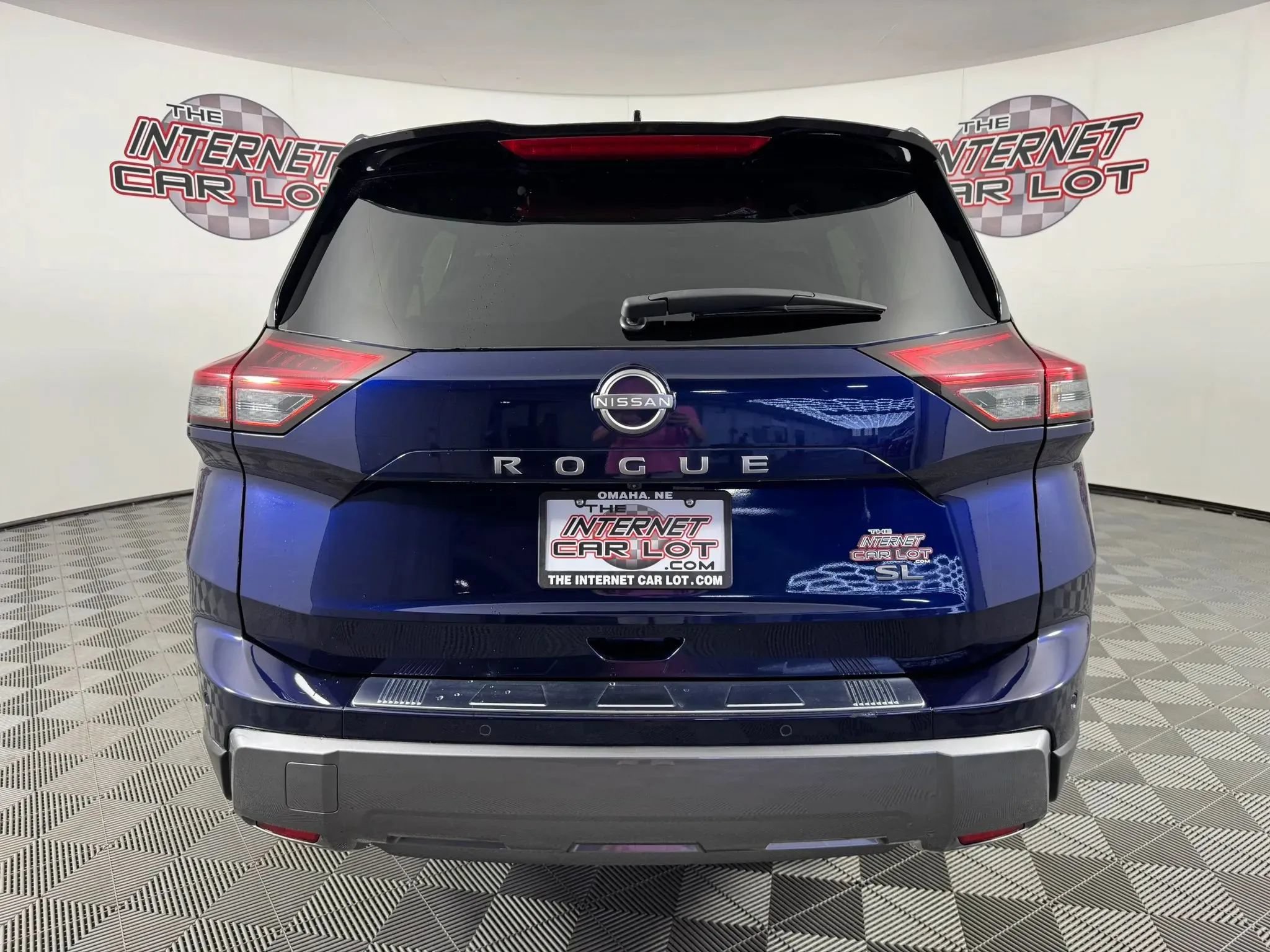 Used 2024 Nissan Rogue SL w/ SL Premium Package FWD image 6