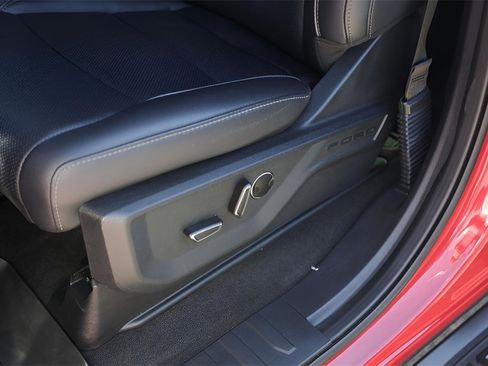 Used 2025 Ford F150 Lariat w/ Equipment Group 502A High image 11