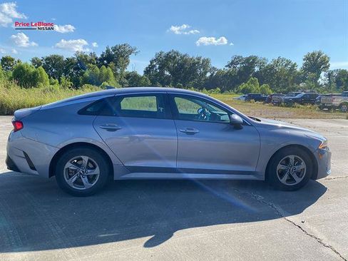 Used 2021 Kia K5 LXS FWD image 5