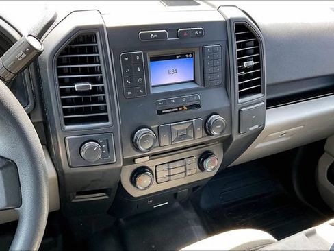 Used 2018 Ford F150 XL w/ Equipment Group 101A Mid AWD/4WD image 12