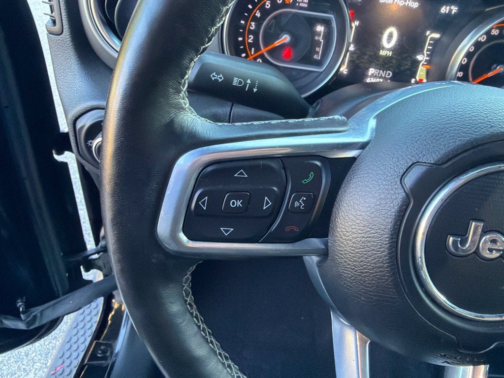 Used 2021 Jeep Wrangler Unlimited Sahara w/ Cold Weather Group AWD/4WD image 16