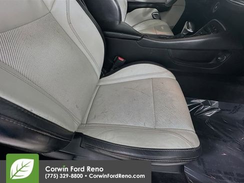 Used 2018 Dodge Challenger GT w/ Driver Convenience Group AWD/4WD image 27