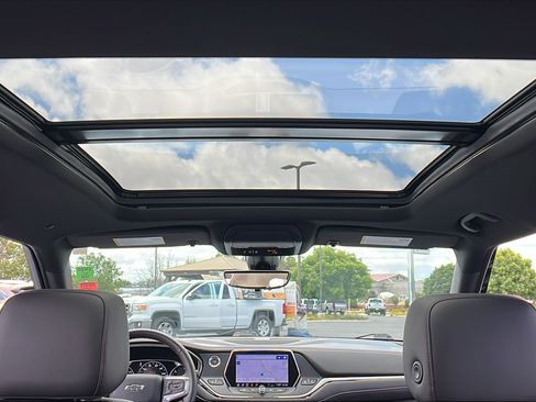 Used 2020 Chevrolet Blazer RS FWD image 21