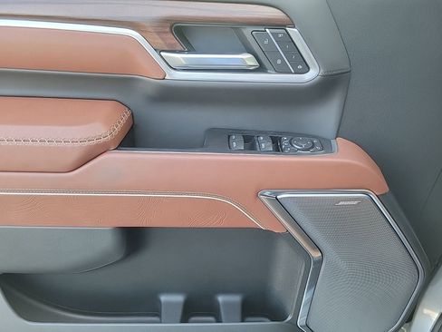 New 2026 GMC Sierra 2500 Denali Ultimate AWD/4WD image 16