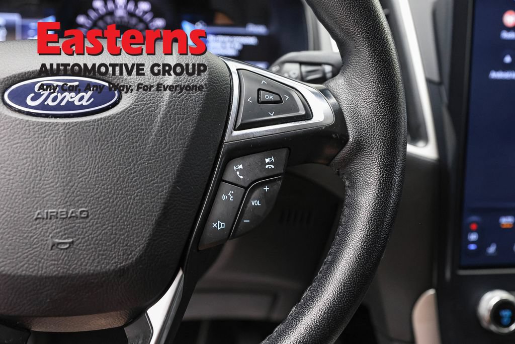Used 2023 Ford Edge SEL AWD/4WD image 17