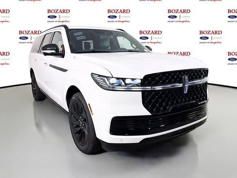 New 2026 Lincoln Navigator L Reserve AWD/4WD image 1