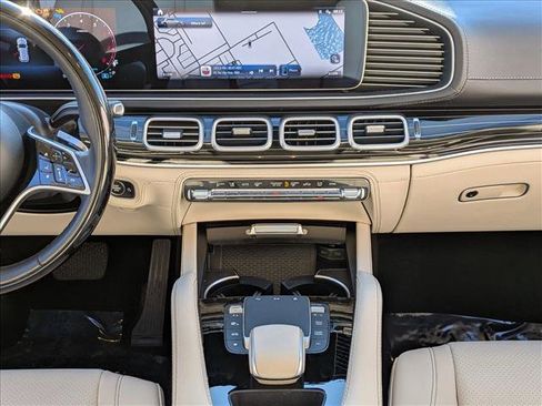 Used 2024 Mercedes-Benz GLE 450 4MATIC image 12