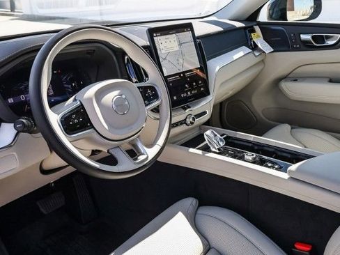 New 2026 Volvo XC60 B5 Ultra w/ Climate Package image 13