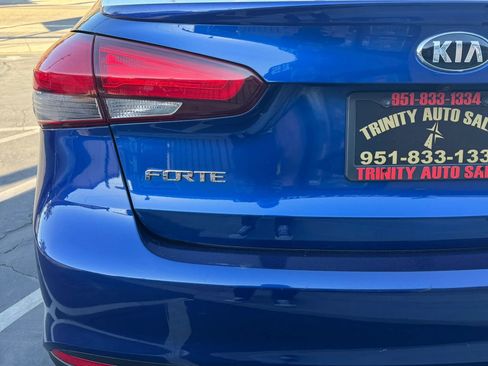 Used 2018 Kia Forte S w/ S Technology Plus Package image 7