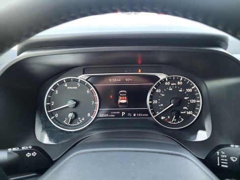 Used 2025 Nissan Rogue SV FWD image 21