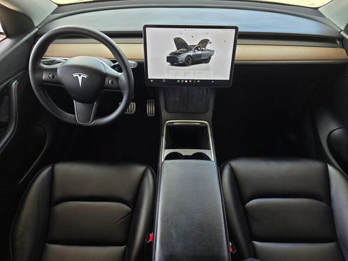 Used 2022 Tesla Model Y Performance AWD/4WD image 9
