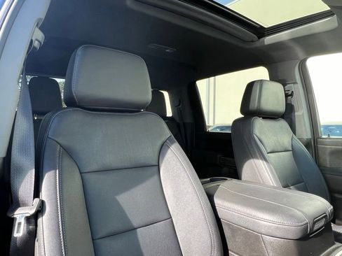 Used 2023 Chevrolet Silverado 2500 LTZ w/ LTZ Premium Package image 9