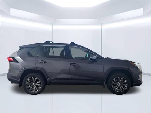 Used 2024 Toyota RAV4 XLE Premium AWD/4WD image 8
