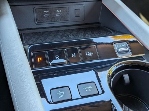 Certified 2025 Nissan Murano SL image 12