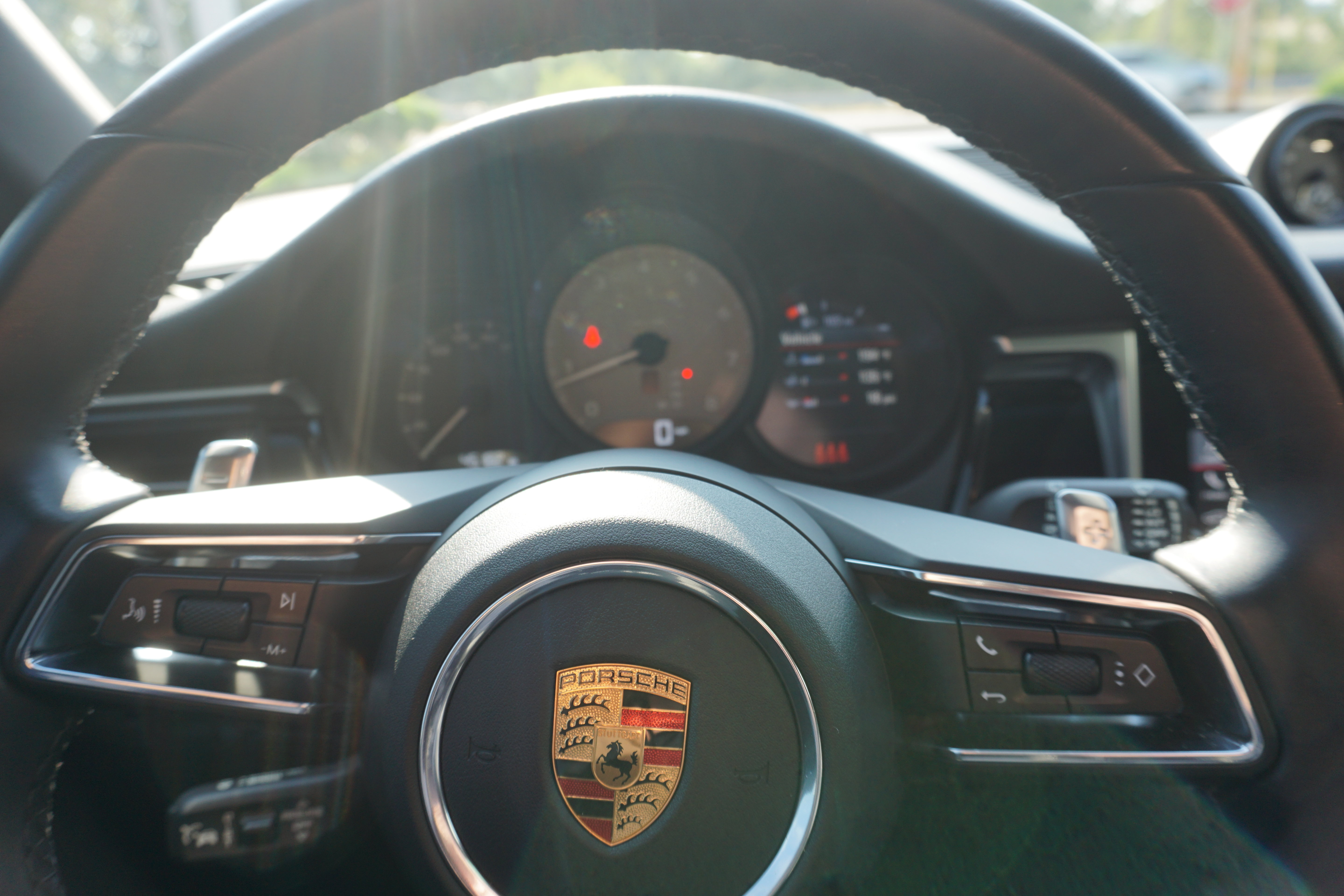 Certified 2022 Porsche Macan S AWD/4WD image 26