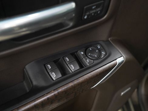 Used 2019 GMC Sierra 1500 Denali w/ Denali Ultimate Package AWD/4WD image 20