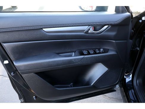 Used 2025 MAZDA CX-5 AWD 2.5 S w/ Preferred Package image 29