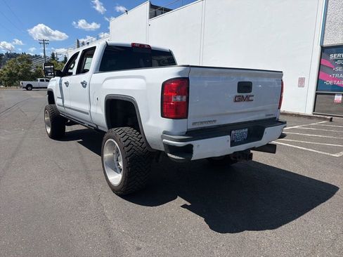 Used 2017 GMC Sierra 3500 Denali w/ Duramax Plus Package AWD/4WD image 4