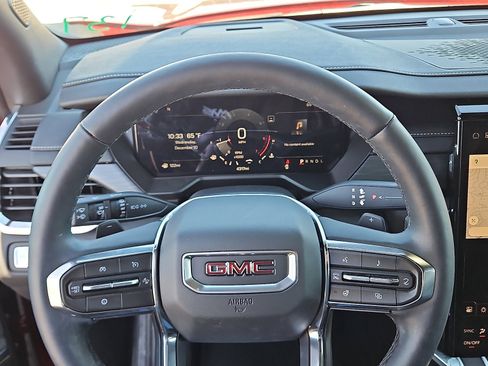 New 2026 GMC Acadia Elevation image 17